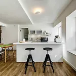 Prora - Ferienwohnung Mit Balkon Und Waschmaschine - Oceanview * ビンツ