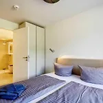 Apartment Prora - Familienfreundliche Ferienwohnung mit Balkon, Waschmaschine, E-Ladestation und Gemeinschaftssauna - Oceanview Binz