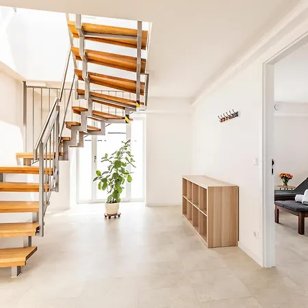Apartment Prora - Familienfreundliche Ferienwohnung mit Balkon, Waschmaschine, E-Ladestation und Gemeinschaftssauna - Oceanview *